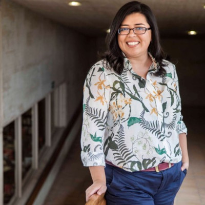 Dr. Adriana Molano